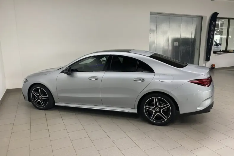 Mercedes-Benz CLA 220 (Clasa CLA) din 2025 cu 10.294 km - oferta MER187644 - foto 2