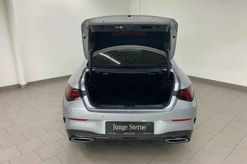 Mercedes-Benz CLA 220 (Clasa CLA) din 2025 cu 10.294 km - oferta MER187644 - foto 7