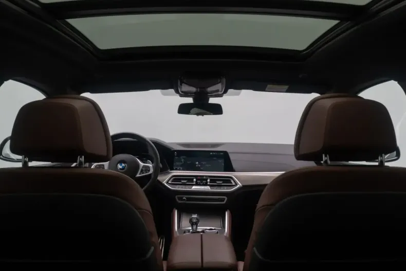 BMW X6 M50 (Seria X) din 2022 cu 74.286 km - oferta BMW187647 - foto 30