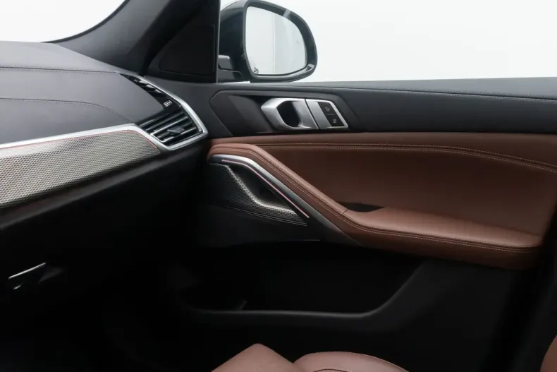 BMW X6 M50 (Seria X) din 2022 cu 74.286 km - oferta BMW187647 - foto 34