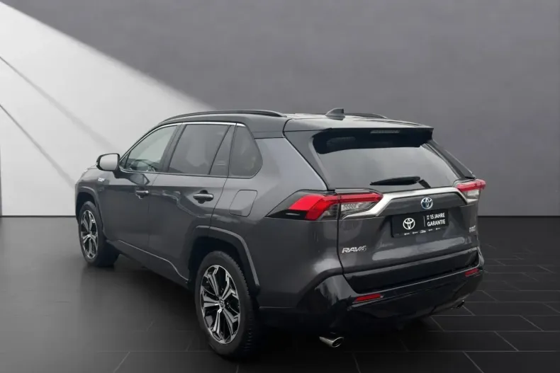 Toyota RAV4 din 2022 cu 50.285 km - oferta TOY187653 - foto 3