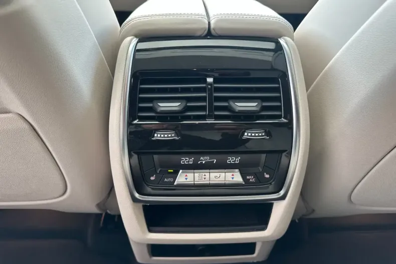 BMW X6 (Seria X) din 2025 cu 10.400 km - oferta BMW187654 - foto 10