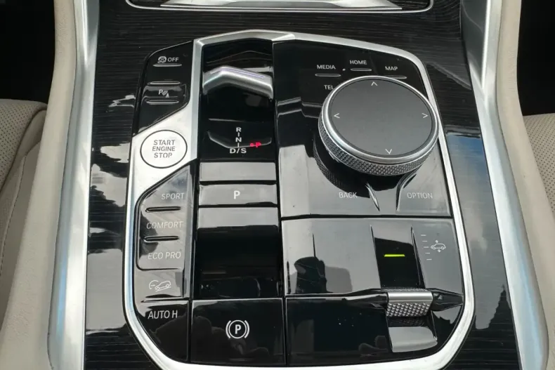 BMW X6 (Seria X) din 2025 cu 10.400 km - oferta BMW187654 - foto 15