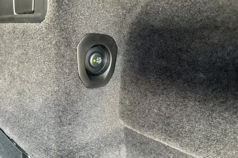 BMW X6 (Seria X) din 2025 cu 10.400 km - oferta BMW187654 - foto 18