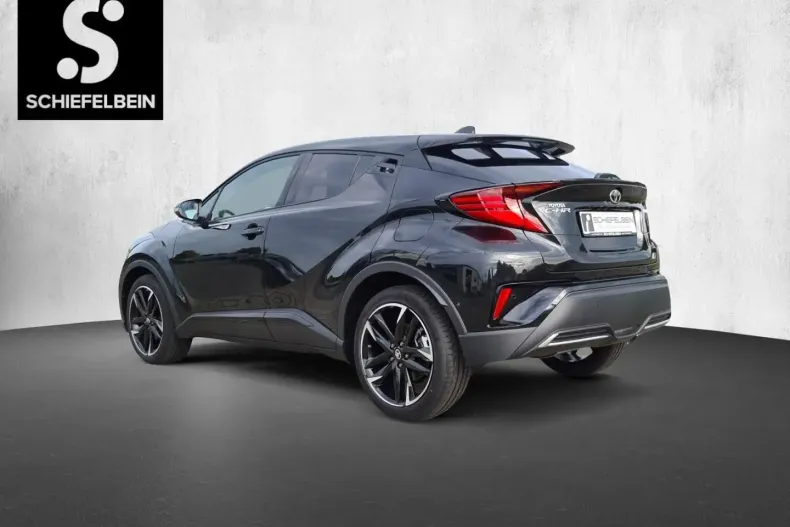 Toyota C-HR din 2023 cu 10.850 km - oferta TOY187656 - foto 4