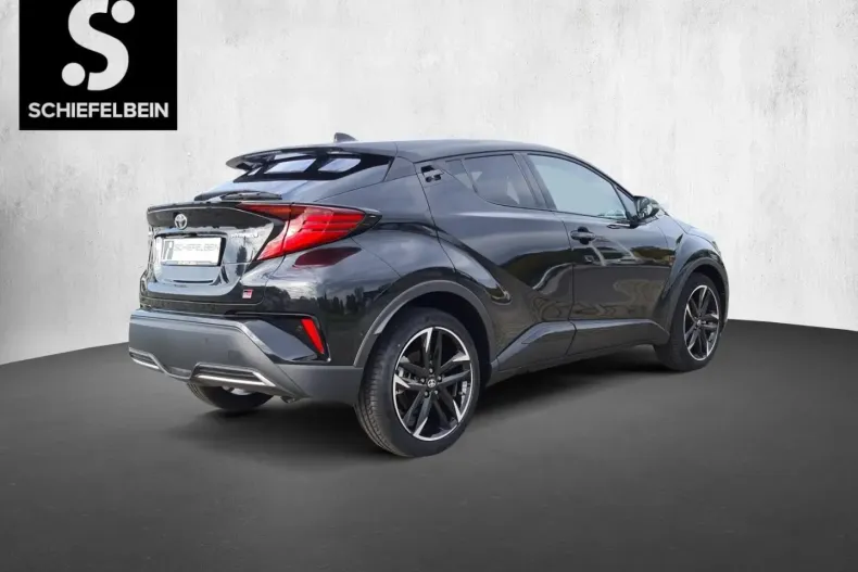 Toyota C-HR din 2023 cu 10.850 km - oferta TOY187656 - foto 5