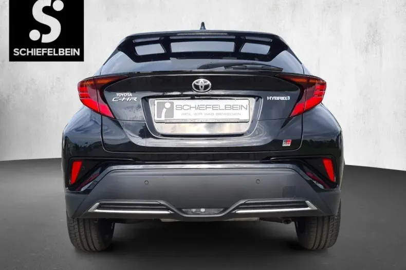 Toyota C-HR din 2023 cu 10.850 km - oferta TOY187656 - foto 6