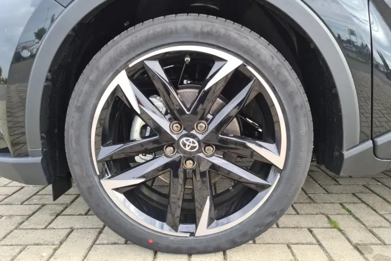 Toyota C-HR din 2023 cu 10.850 km - oferta TOY187656 - foto 20