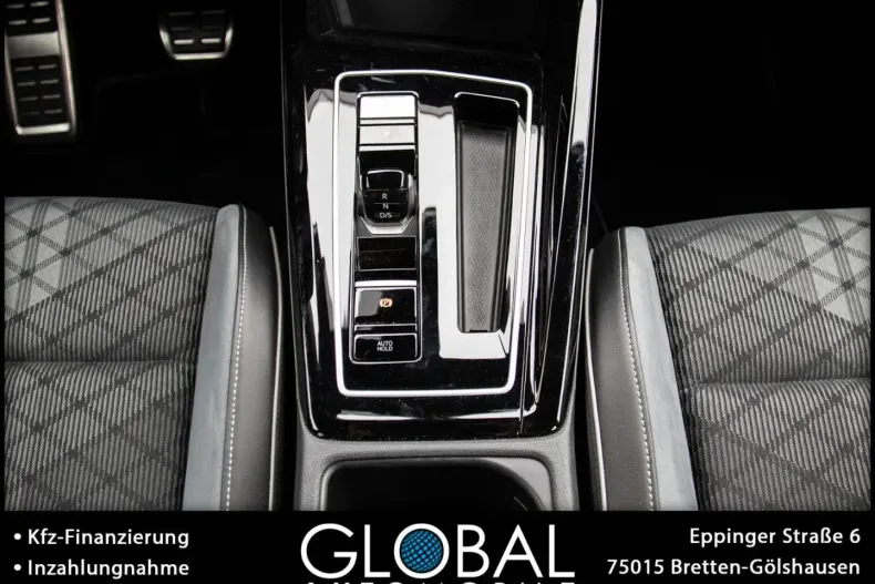 Volkswagen Golf din 2024 cu 15.700 km - oferta VOL187662 - foto 17