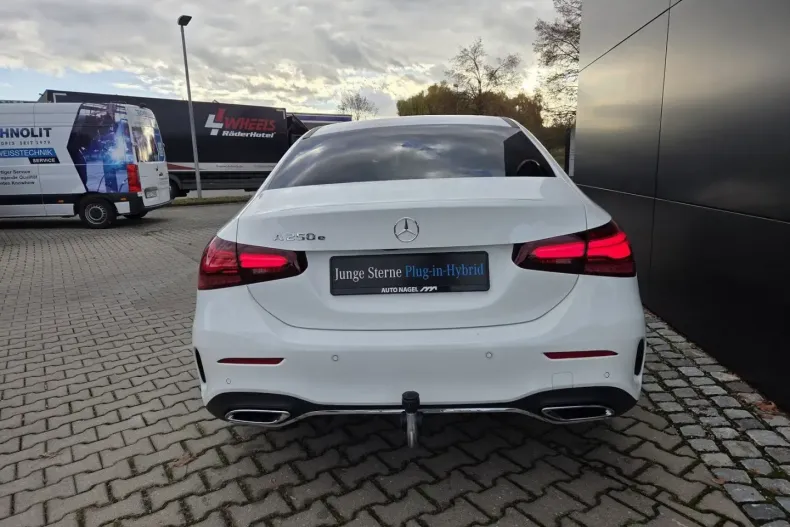 Mercedes-Benz A 250 (Clasa A) din 2024 cu 19.000 km - oferta MER187665 - foto 4