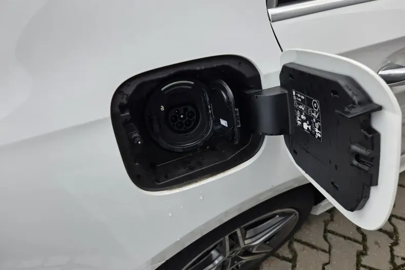 Mercedes-Benz A 250 (Clasa A) din 2024 cu 19.000 km - oferta MER187665 - foto 9