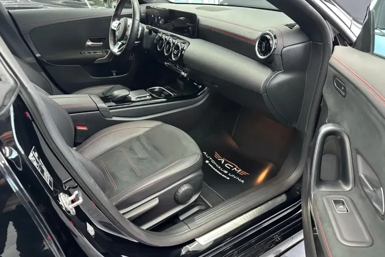 Mercedes-Benz CLA 250 (Clasa CLA) din 2022 cu 48.450 km - oferta MER187667 - foto 24