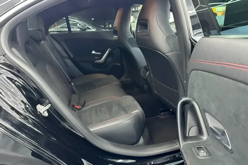 Mercedes-Benz CLA 250 (Clasa CLA) din 2022 cu 48.450 km - oferta MER187667 - foto 27