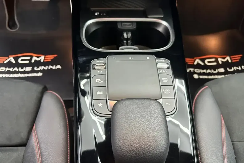 Mercedes-Benz CLA 250 (Clasa CLA) din 2022 cu 48.450 km - oferta MER187667 - foto 29