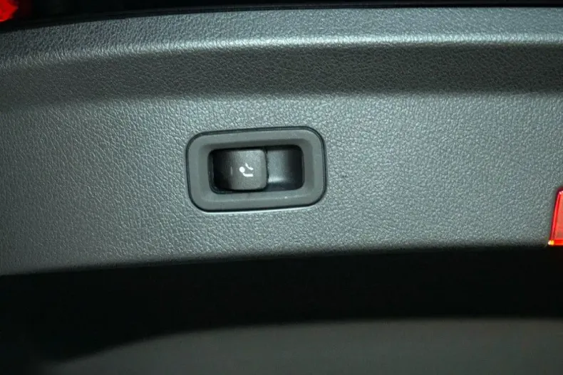 Mercedes-Benz GLE 350 (Clasa GLE) din 2022 cu 88.200 km - oferta MER187670 - foto 12