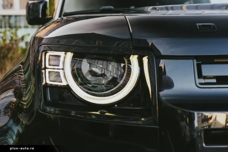 Land Rover Defender din 2023 cu 37.200 km - oferta LAN187671 - foto 8