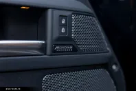 Land Rover Defender din 2023 cu 37.200 km - oferta LAN187671 - foto 28