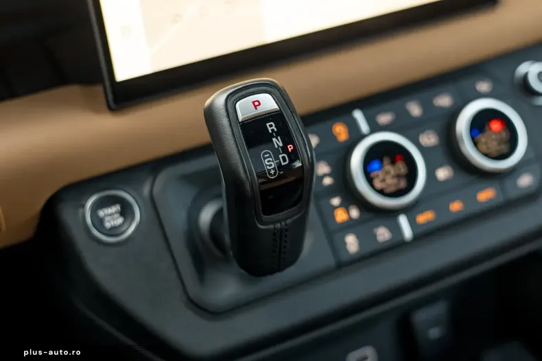 Land Rover Defender din 2023 cu 37.200 km - oferta LAN187671 - foto 35