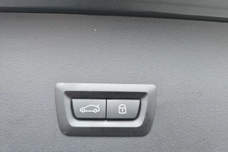 BMW X3 (Seria X) din 2025 cu 21.666 km - oferta BMW187681 - foto 16