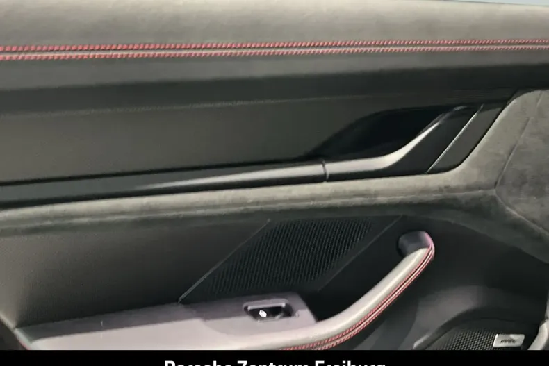 Porsche Taycan din 2022 cu 33.800 km - oferta POR187682 - foto 10