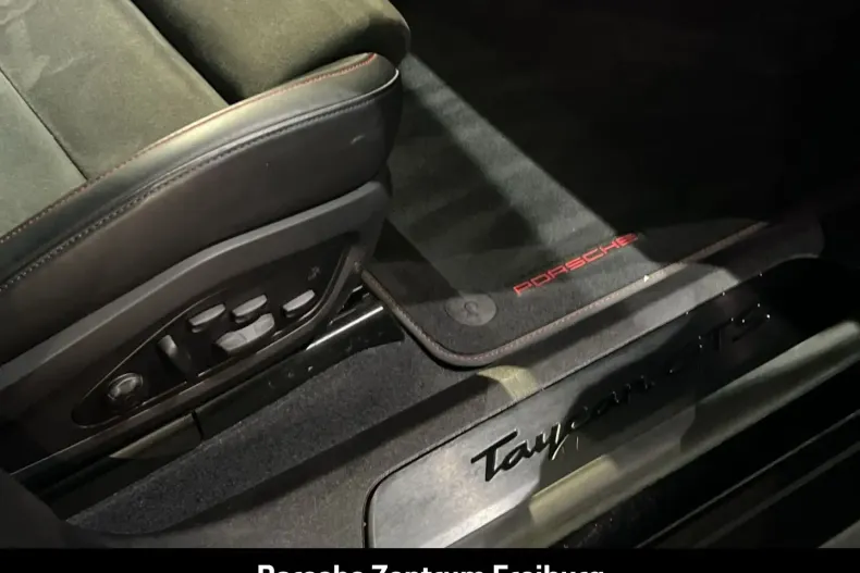 Porsche Taycan din 2022 cu 33.800 km - oferta POR187682 - foto 28