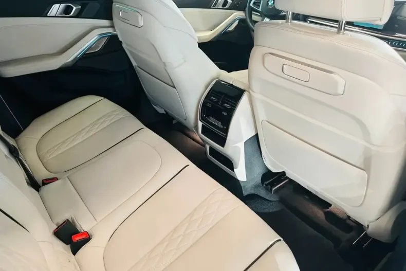 BMW X6 (Seria X) din 2024 cu 27.811 km - oferta BMW187683 - foto 8