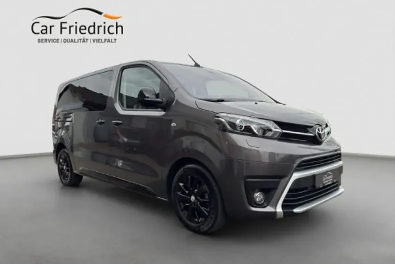 Toyota Proace (Verso) din 2022 cu 35.920 km - oferta TOY187687 - foto 1