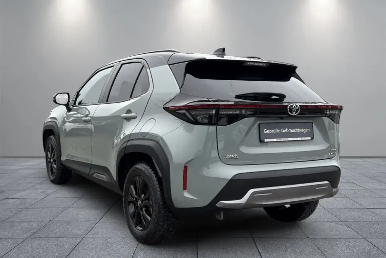 Toyota Yaris Cross din 2024 cu 13.500 km - oferta TOY187692 - foto 3
