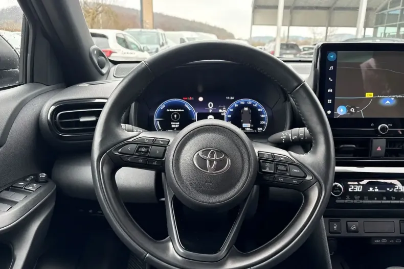 Toyota Yaris Cross din 2024 cu 13.500 km - oferta TOY187692 - foto 9