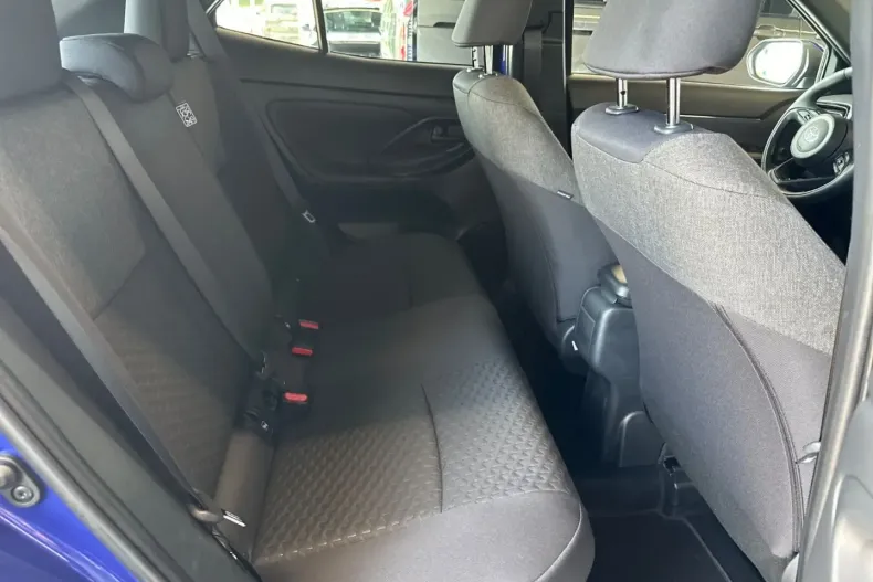 Toyota Yaris Cross din 2024 cu 2.140 km - oferta TOY187695 - foto 22