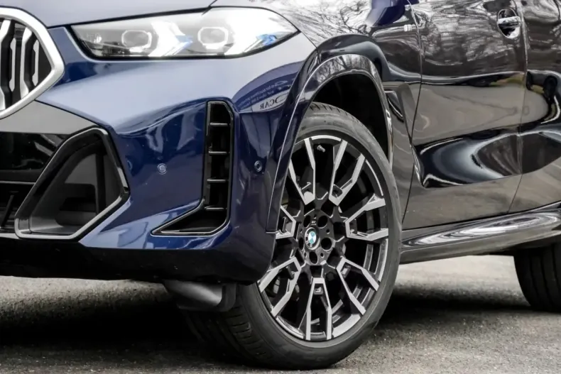 BMW X6 (Seria X) din 2025 cu 20.630 km - oferta BMW187696 - foto 3