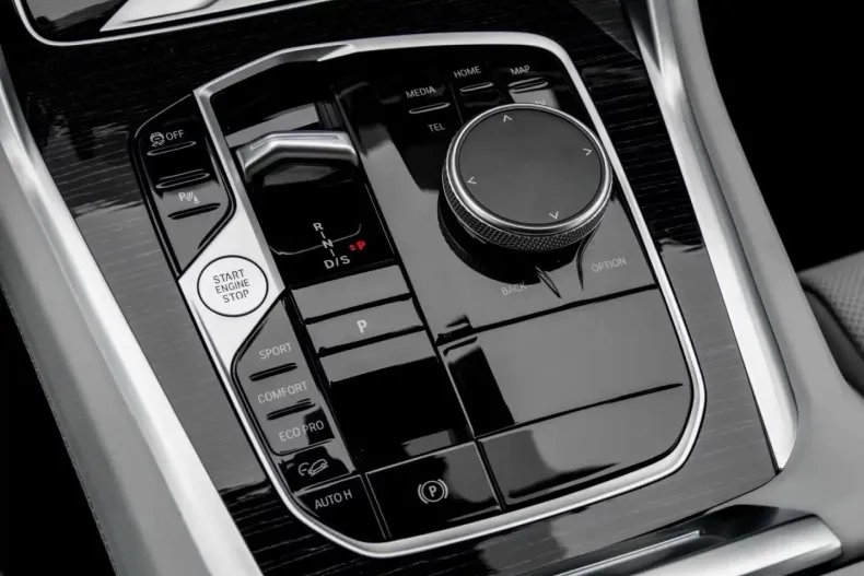 BMW X6 (Seria X) din 2025 cu 20.630 km - oferta BMW187696 - foto 5