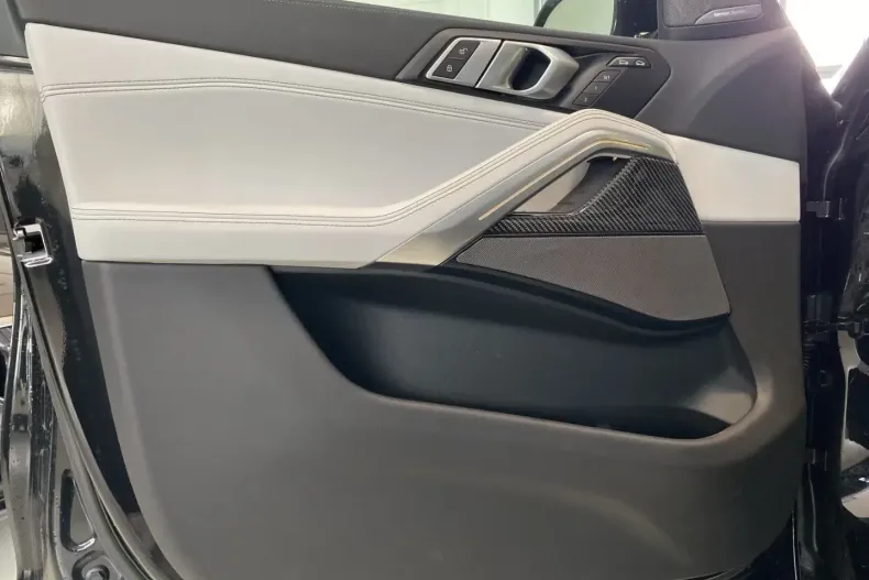 BMW X6 (Seria X) din 2024 cu 11.577 km - oferta BMW187697 - foto 12