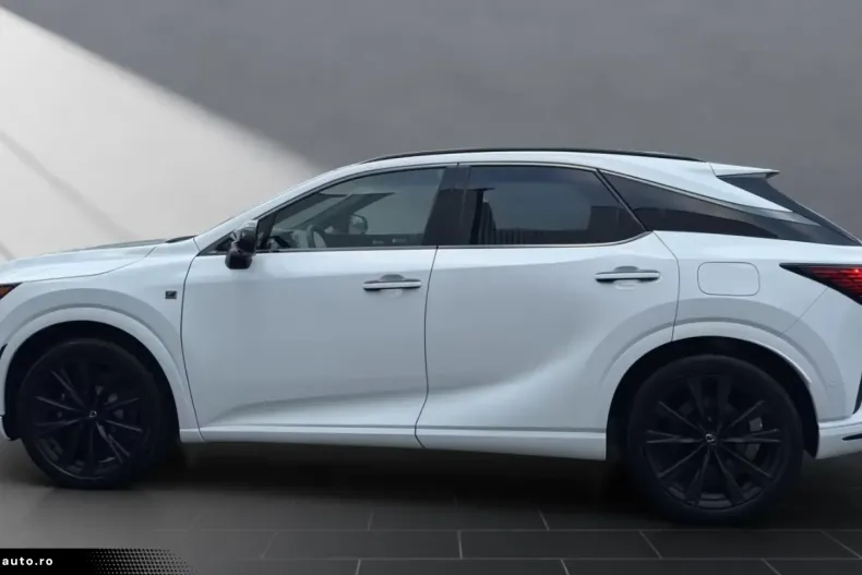 Lexus RX 500 din 2026 cu 10 km - oferta LEX187707 - foto 4