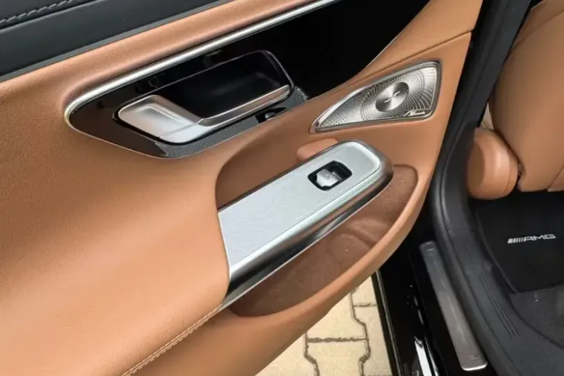 Mercedes-Benz E 200 (Clasa E) din 2026 cu 50 km - oferta MER187712 - foto 13