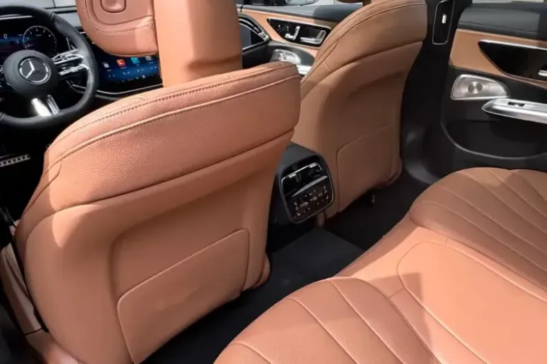 Mercedes-Benz E 200 (Clasa E) din 2026 cu 50 km - oferta MER187712 - foto 14