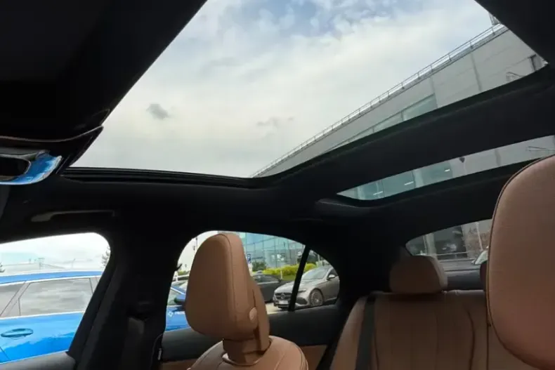 Mercedes-Benz E 200 (Clasa E) din 2026 cu 50 km - oferta MER187712 - foto 25