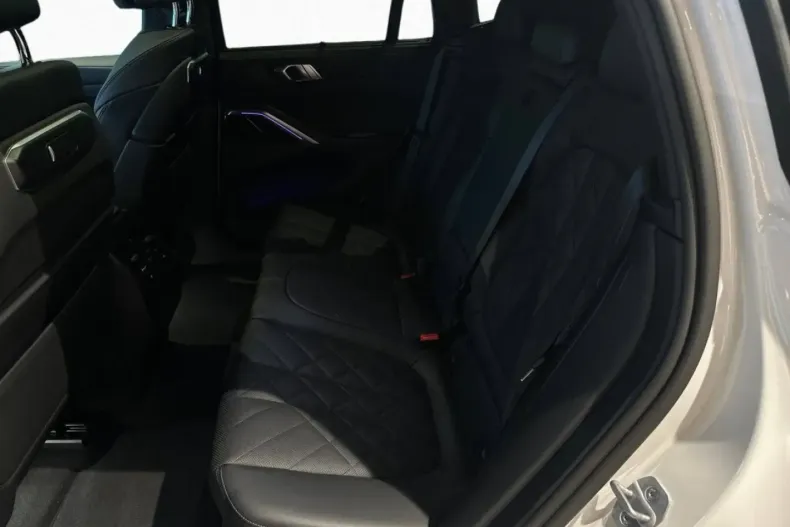 BMW X6 (Seria X) din 2025 cu 24.848 km - oferta BMW187725 - foto 10