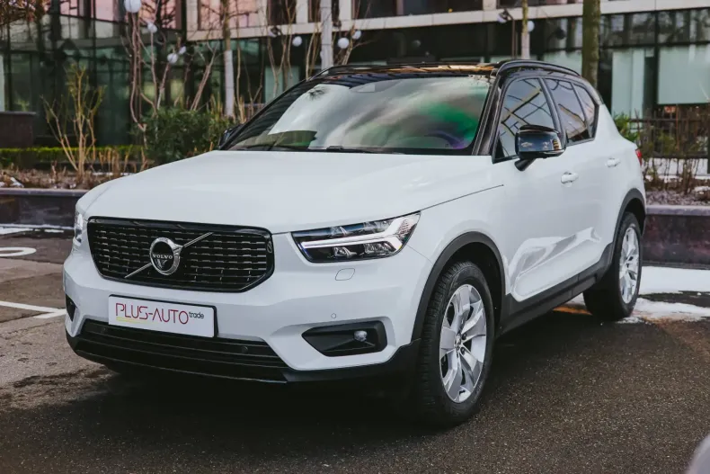Volvo XC40 din 2021 cu 95.000 km - oferta VOL187742 - foto 3