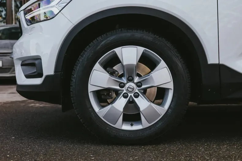 Volvo XC40 din 2021 cu 95.000 km - oferta VOL187742 - foto 5