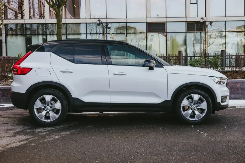 Volvo XC40 din 2021 cu 95.000 km - oferta VOL187742 - foto 6