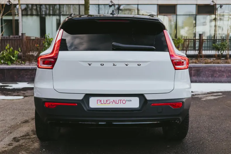 Volvo XC40 din 2021 cu 95.000 km - oferta VOL187742 - foto 8