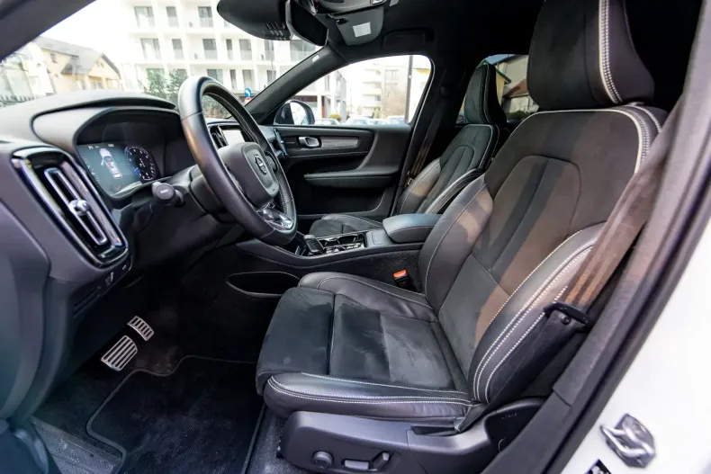 Volvo XC40 din 2021 cu 95.000 km - oferta VOL187742 - foto 13