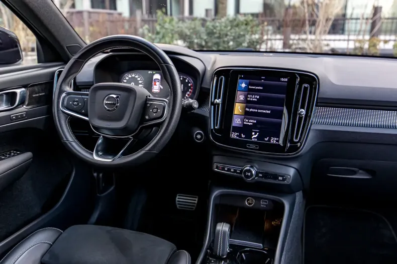 Volvo XC40 din 2021 cu 95.000 km - oferta VOL187742 - foto 20