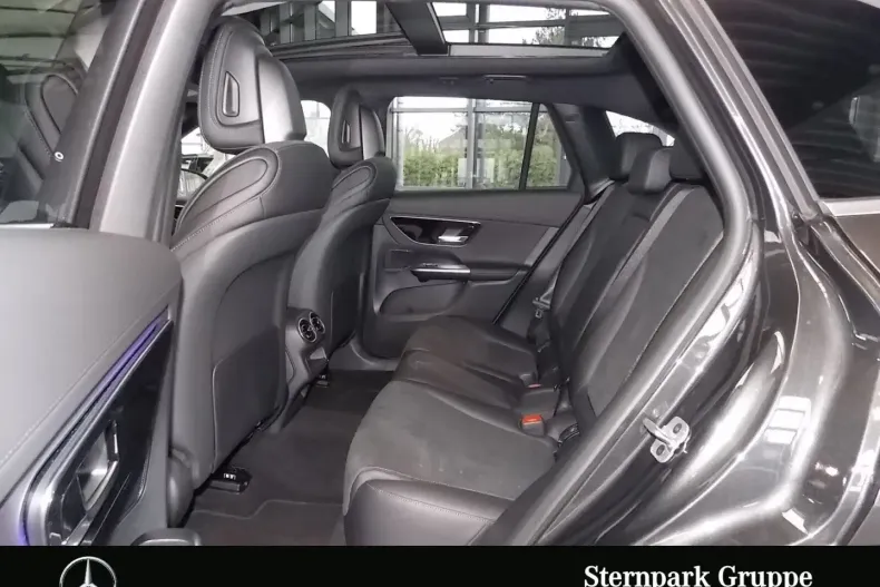 Mercedes-Benz GLC 300 (Clasa GLC) din 2024 cu 7.458 km - oferta MER187745 - foto 7