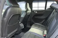 Volvo XC40 din 2021 cu 64.088 km - oferta VOL187747 - foto 16