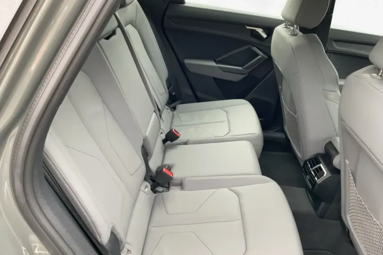 Audi Q3 din 2022 cu 89.674 km - oferta AUD187765 - foto 9