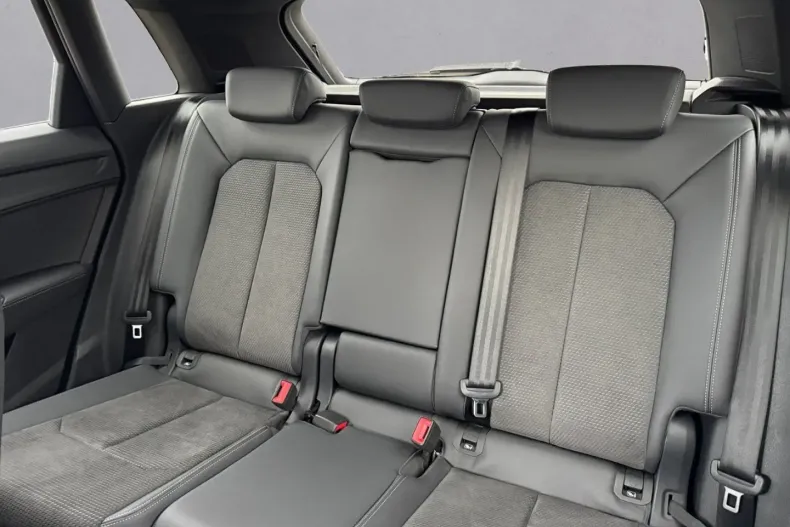 Audi Q3 din 2022 cu 80.089 km - oferta AUD187767 - foto 13