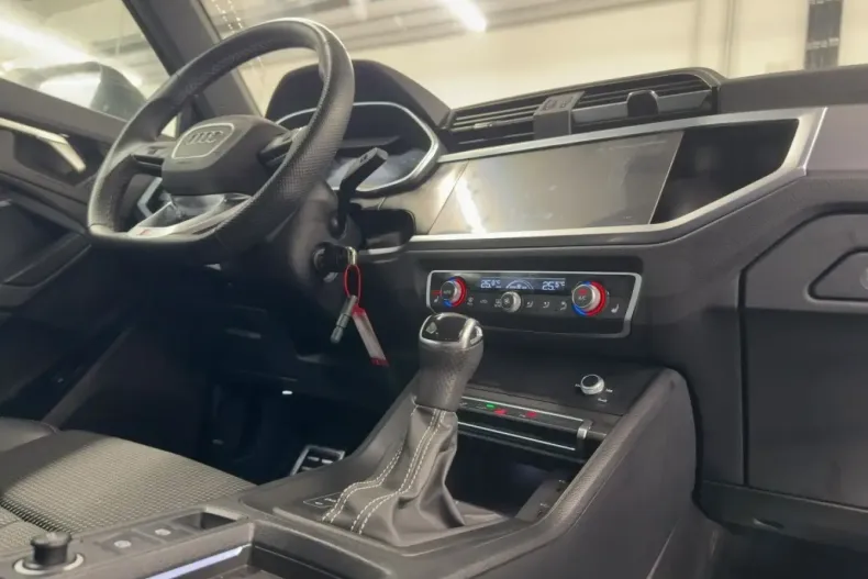 Audi Q3 din 2022 cu 75.531 km - oferta AUD187768 - foto 13