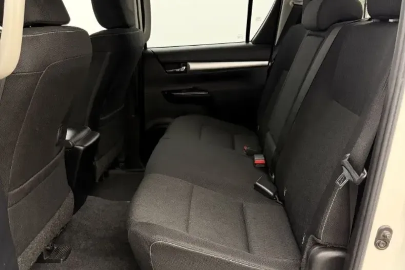 Toyota Hilux din 2021 cu 76.500 km - oferta TOY187775 - foto 23